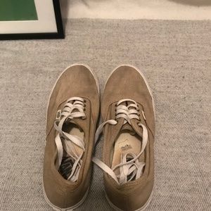 Tan Canvas Vans sz 8 women's